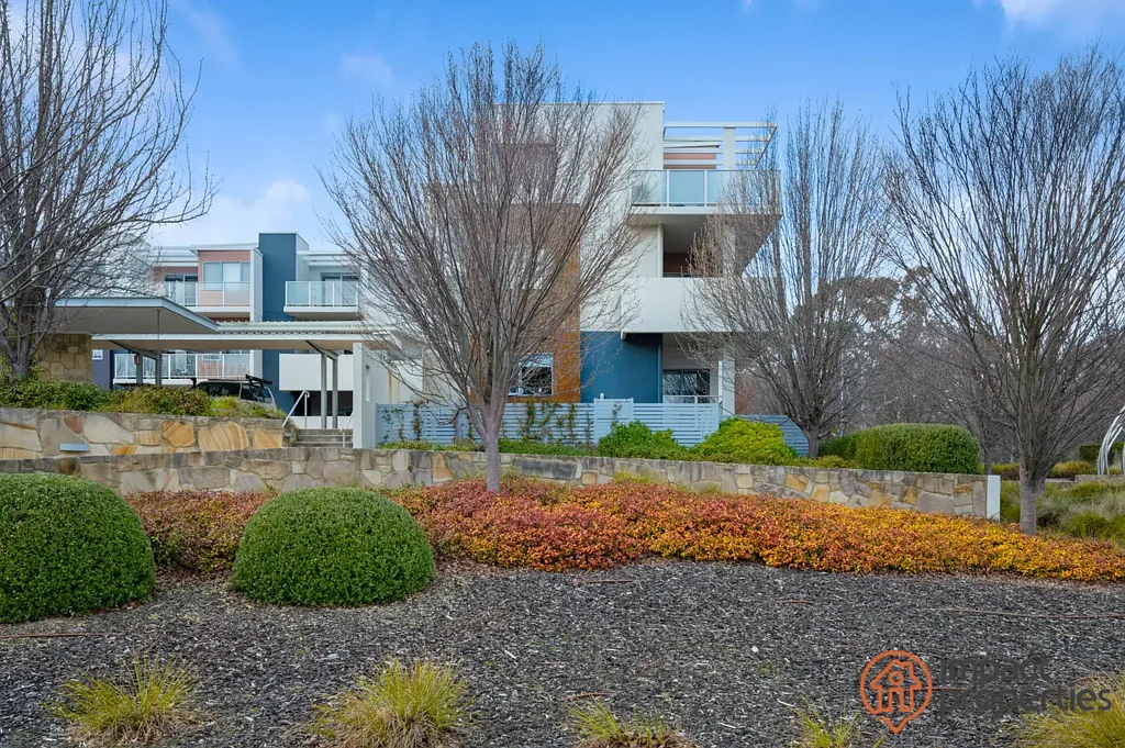 Crace 2房  Ground-Level Apartment in the Heart of Crace – Opposite Shops & Parkland !