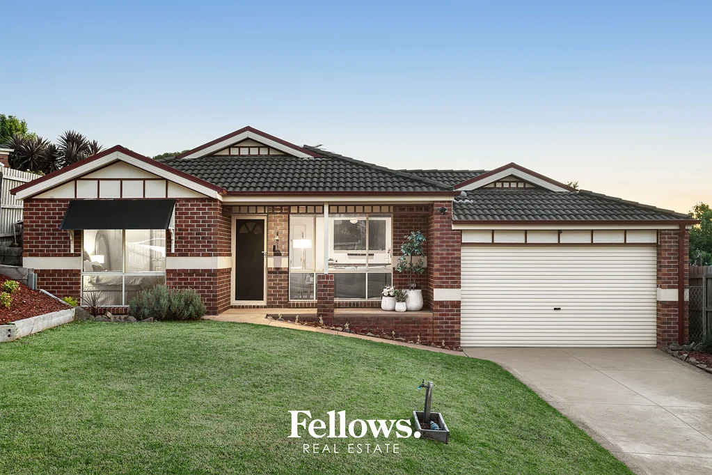 12 Kristina Court, Pakenham, VIC 3810