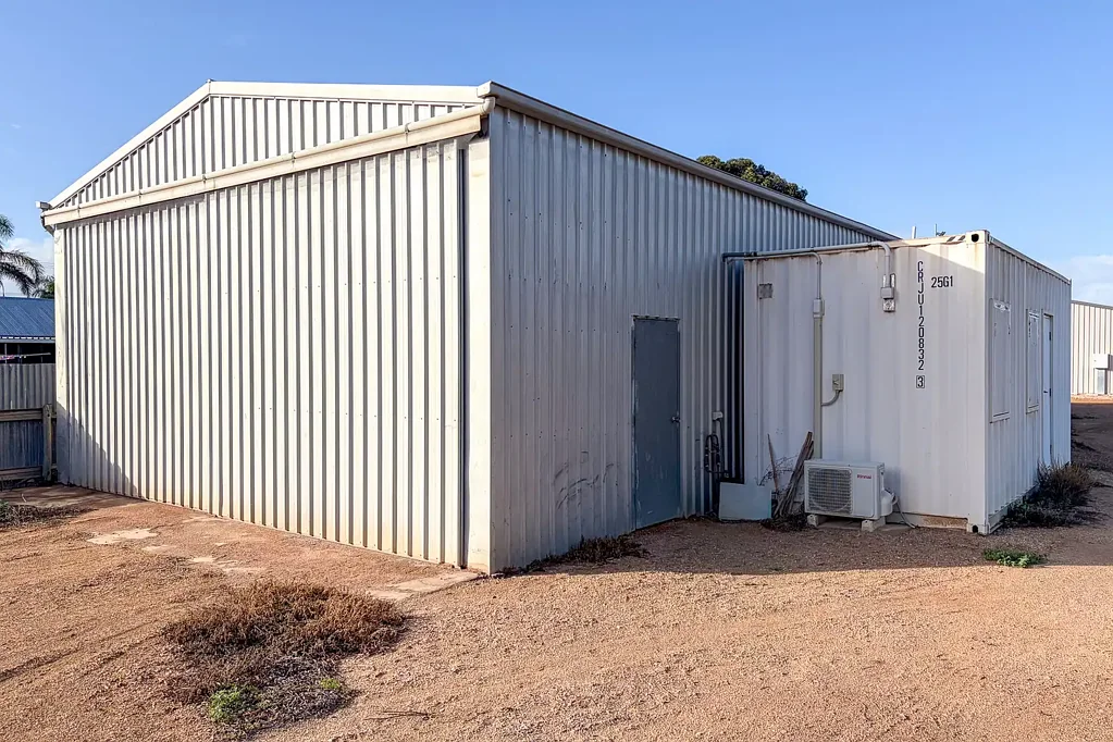 Cowell Rare 2,000sqm Double Allotment with Shed & Mains Services