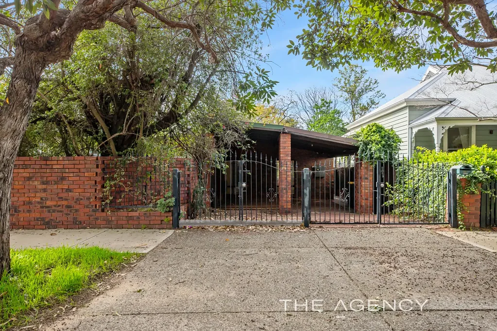 2 Hopetoun Terrace, Shenton Park, WA 6008