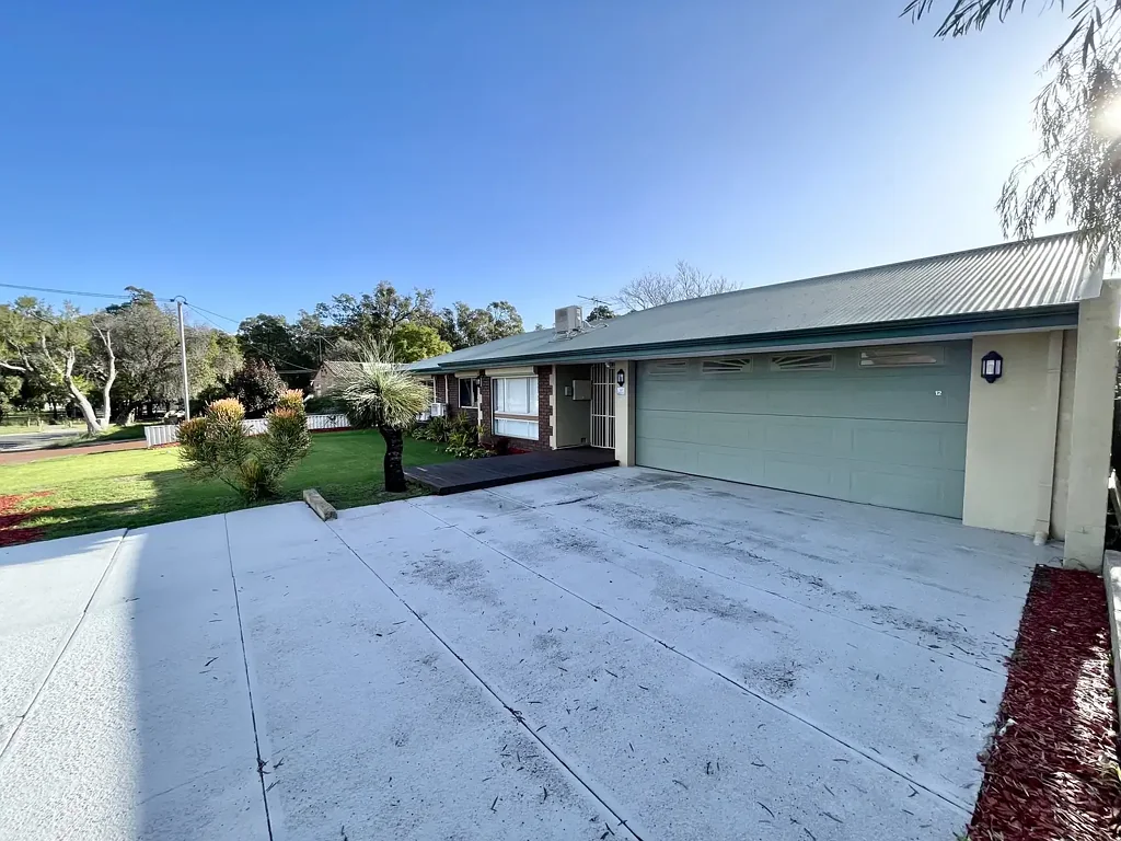 Spacious 3 x 1 Home with Incredible Parking & Outdoor Entertaining Spaces
