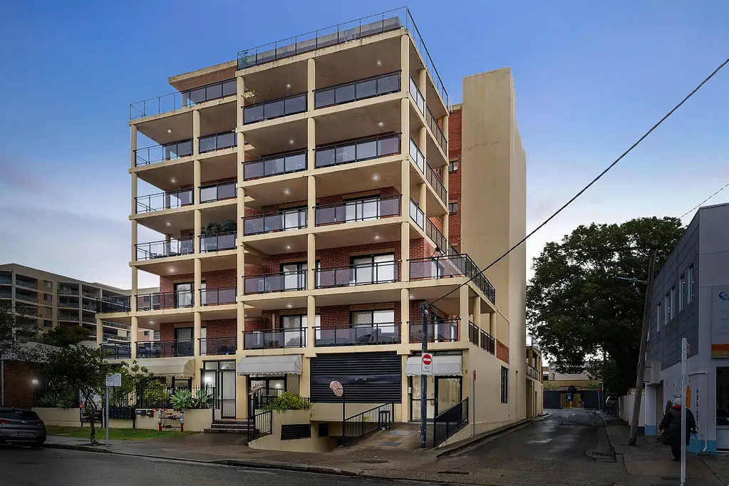 Bankstown 2 Slaapkamer Sunny spacious apartment in the heart of Bankstown