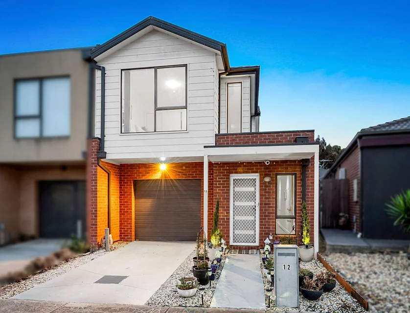 12 Farrell Street, Craigieburn, VIC 3064, 2房, 2浴, Townhouse