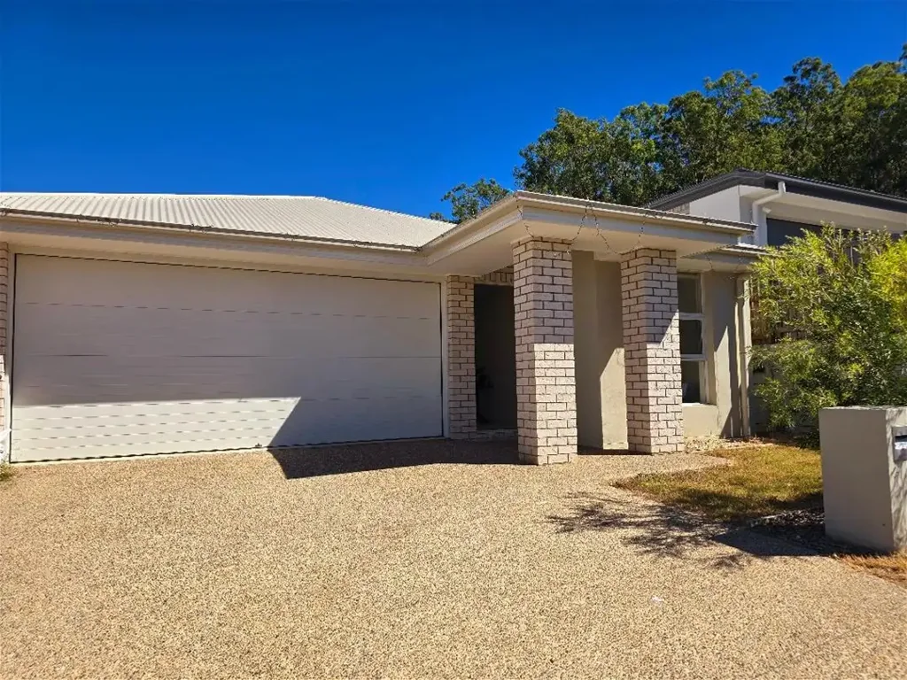 77 Capilano Way, Spring Mountain, QLD 4300