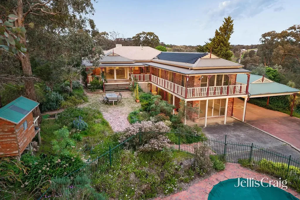 Kangaroo Ground 6Habitaciones Good Bones, Great Views, Endless Potential
