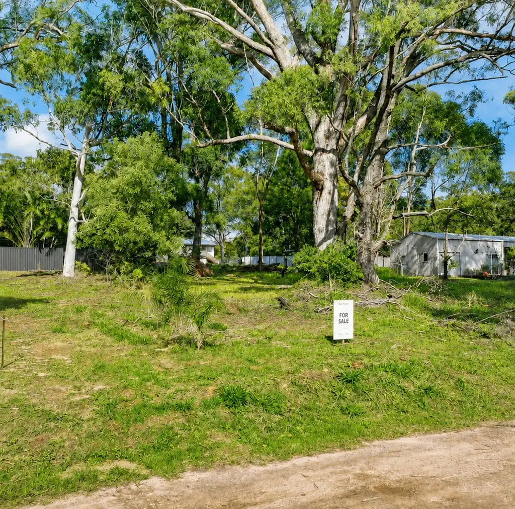 Russell Island NORTH-EAST ISLAND OPPORTUNITY - LARGE 617m2 CLOSE TO TOWN CENTRE!