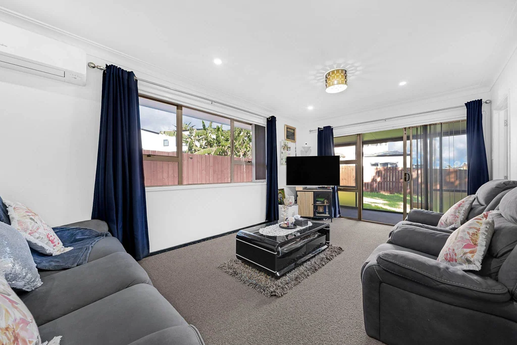 Papatoetoe 3Kwarto The Perfect Start: Solid Brick & Tile Family Home!