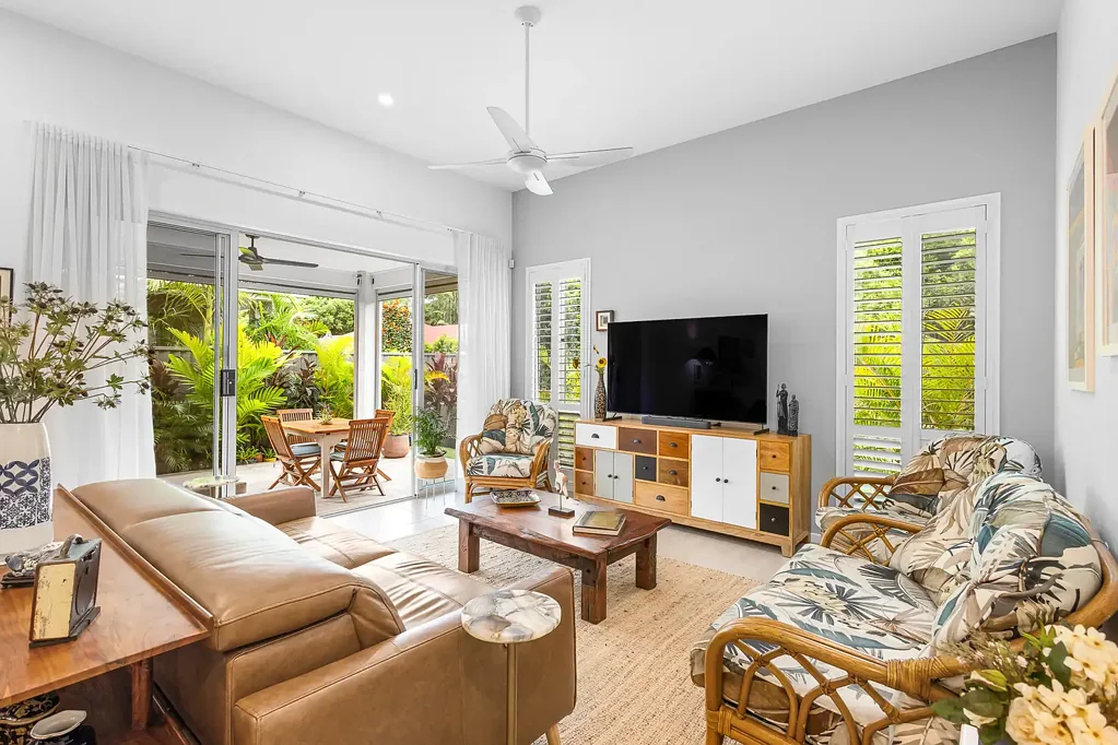 Palmwoods 3कमरा Just Bring Your Toothbrush - Move in Now!