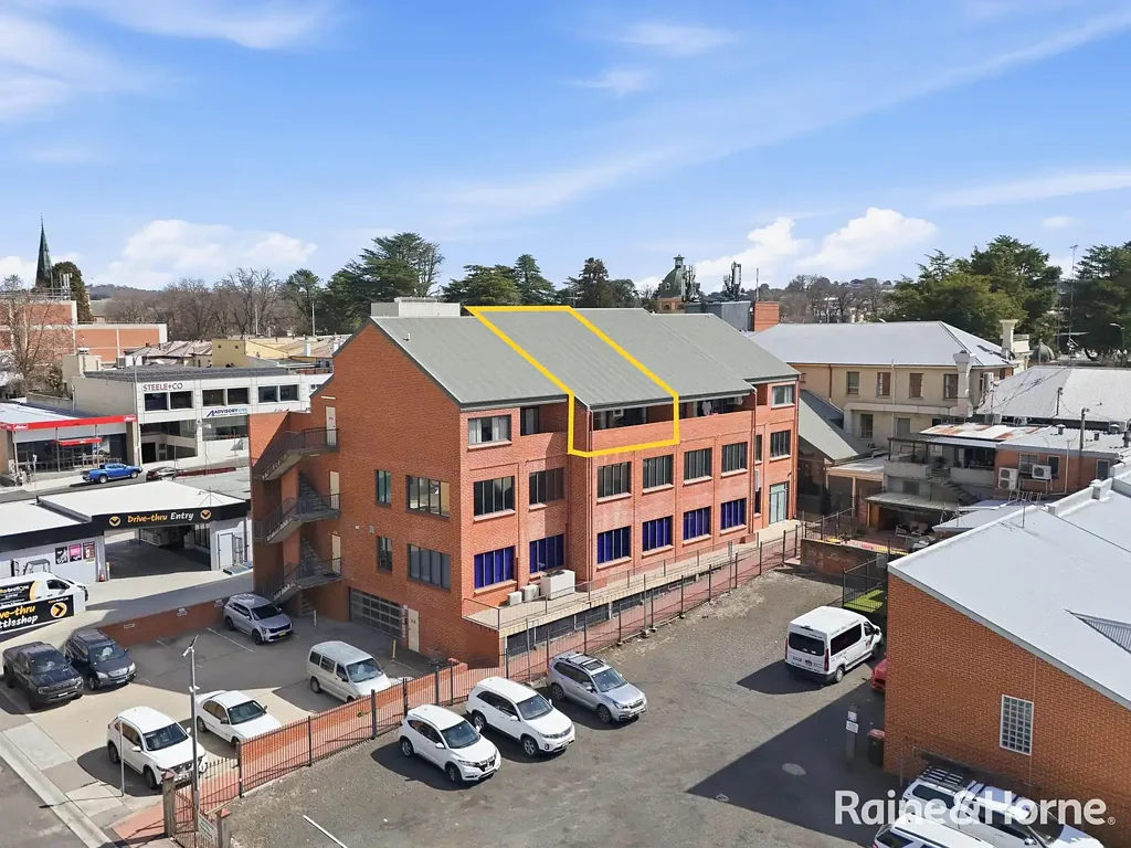 Bathurst 2房  "THE MEWS" - CBD APARTMENT WITH AIRBNB APPEAL
