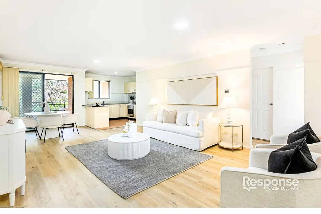 Conveniently located - Refurbished Home Unit