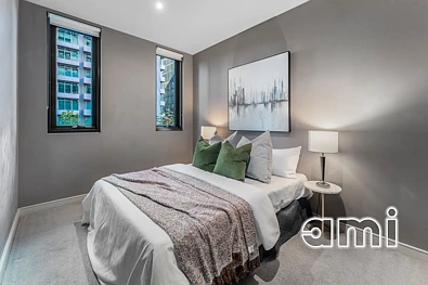 Melbourne 2 Bedroom Stylish CBD Apartment with Balcony & Secure Car Space