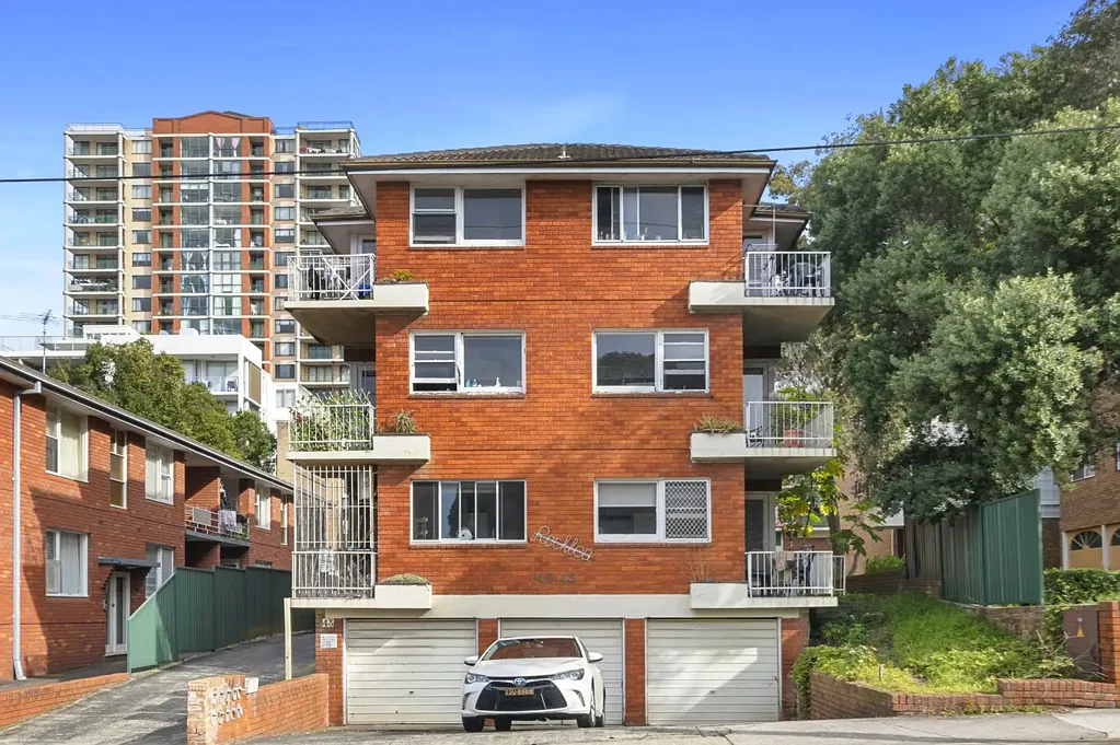 2/43 The Avenue, Hurstville, NSW 2220