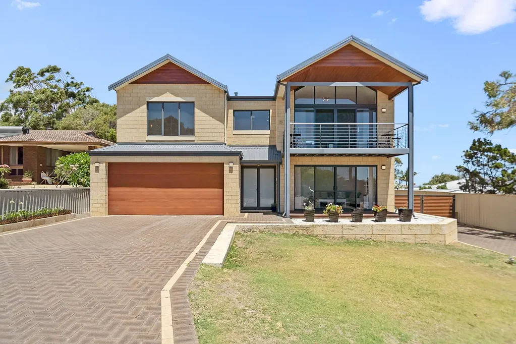 18 Menzies Street, Dawesville, WA 6211