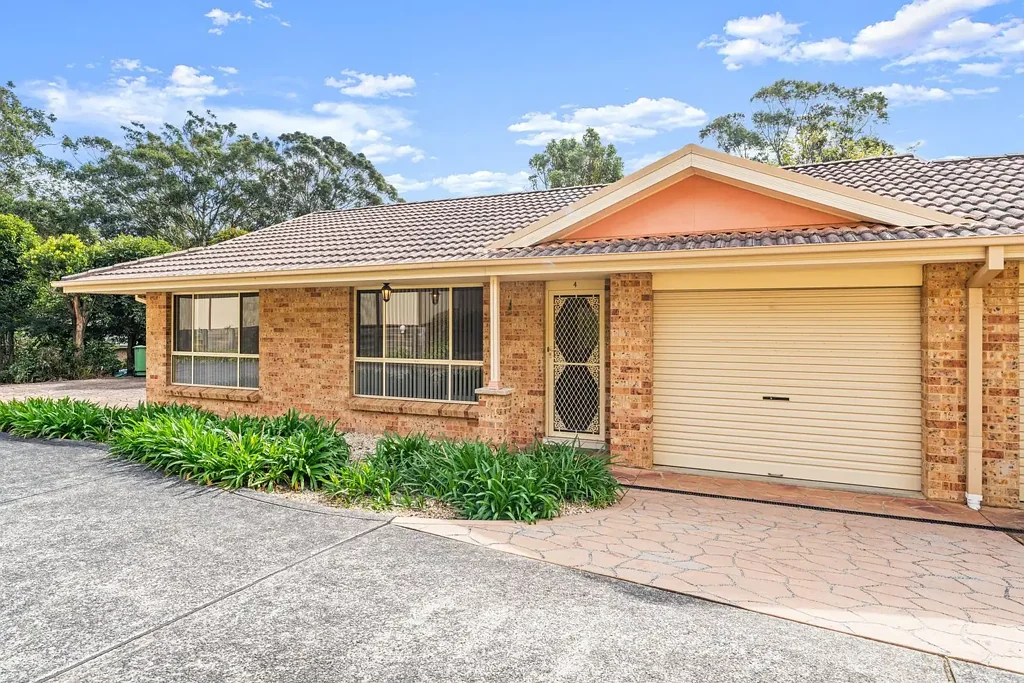4/2 Hillview Crescent, Tuggerah, NSW 2259