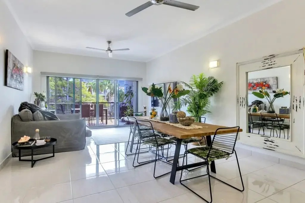 Larrakeyah 3 Bedroom Striking Modern Apartment in the Heart of Larrakeyah!