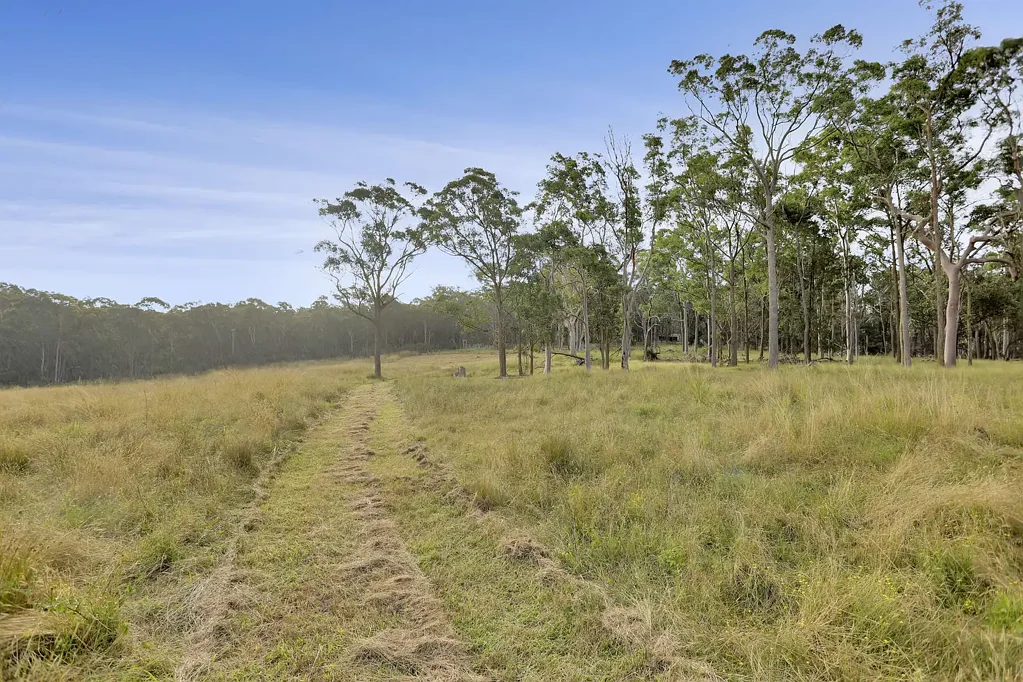 Jilliby 4Kwarto BEAUTIFUL FAMILY ACREAGE