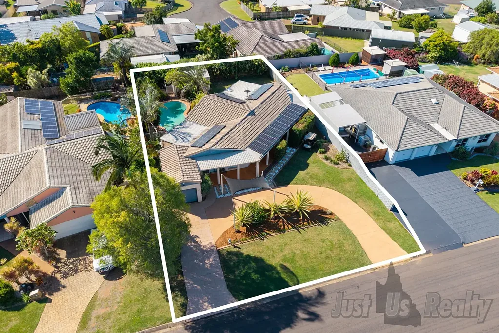 Avoca 3房  Elevated Elegance with Poolside Living in Avoca
