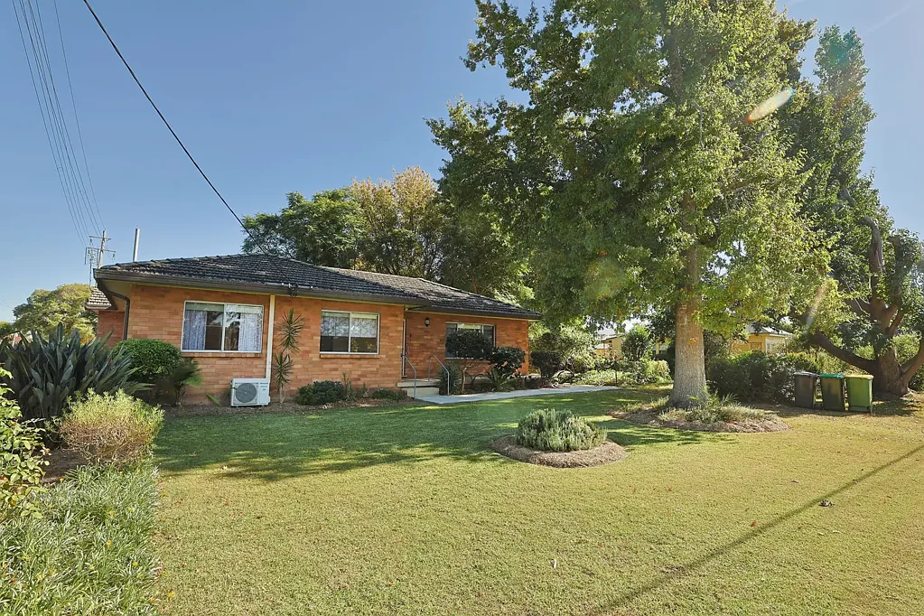 Beautiful Home in Convenient Location