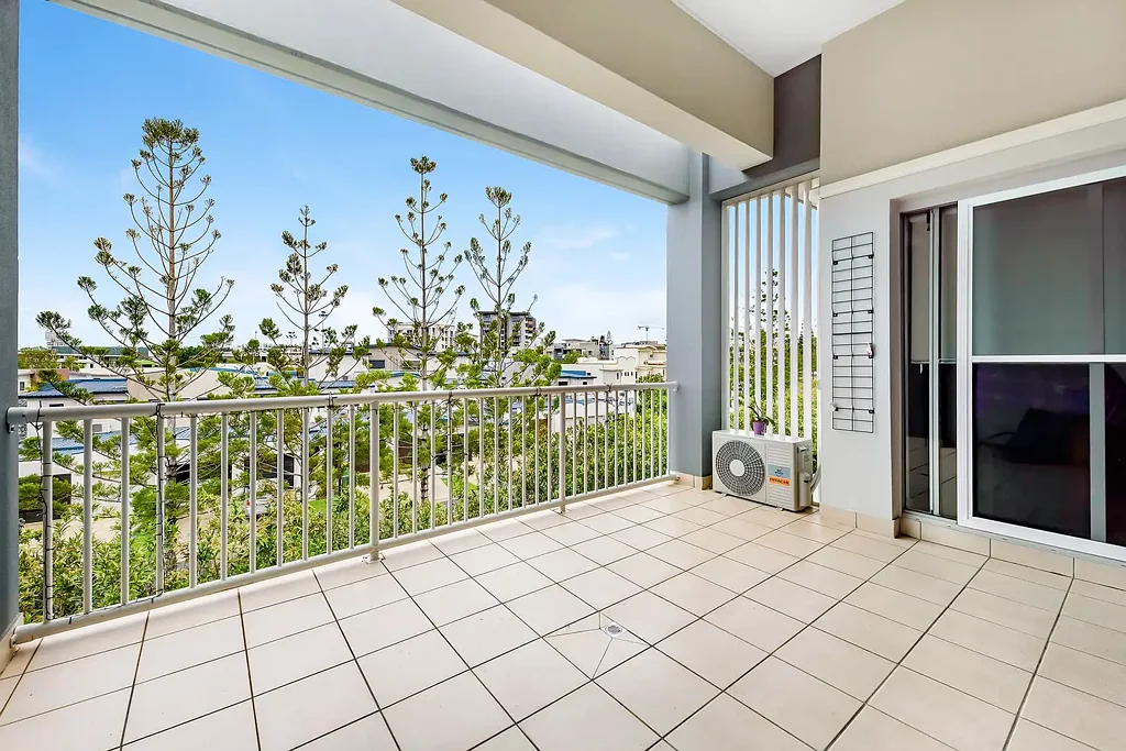 18/1 Riverwalk Avenue, Robina, QLD 4226