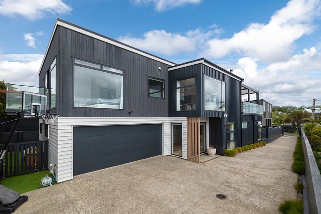 61A Castor Bay Road, Castor Bay, North Shore City