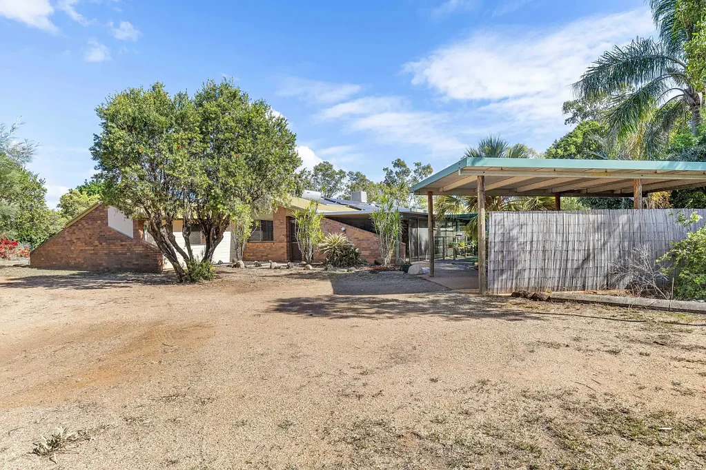20 Kythera Road, Emerald, QLD 4720
