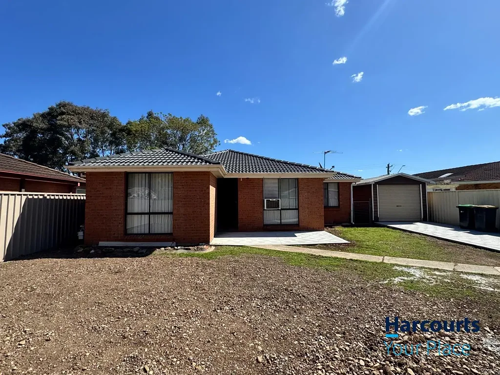 Spacious 4-Bedroom Home in Oakhurst
