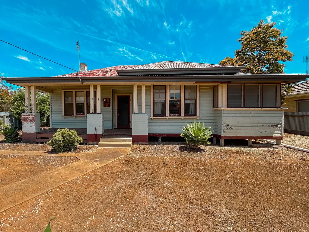 Boort 4 Bedroom 2 BEDROOM W/B HOME & 2 BEDROOM UNIT