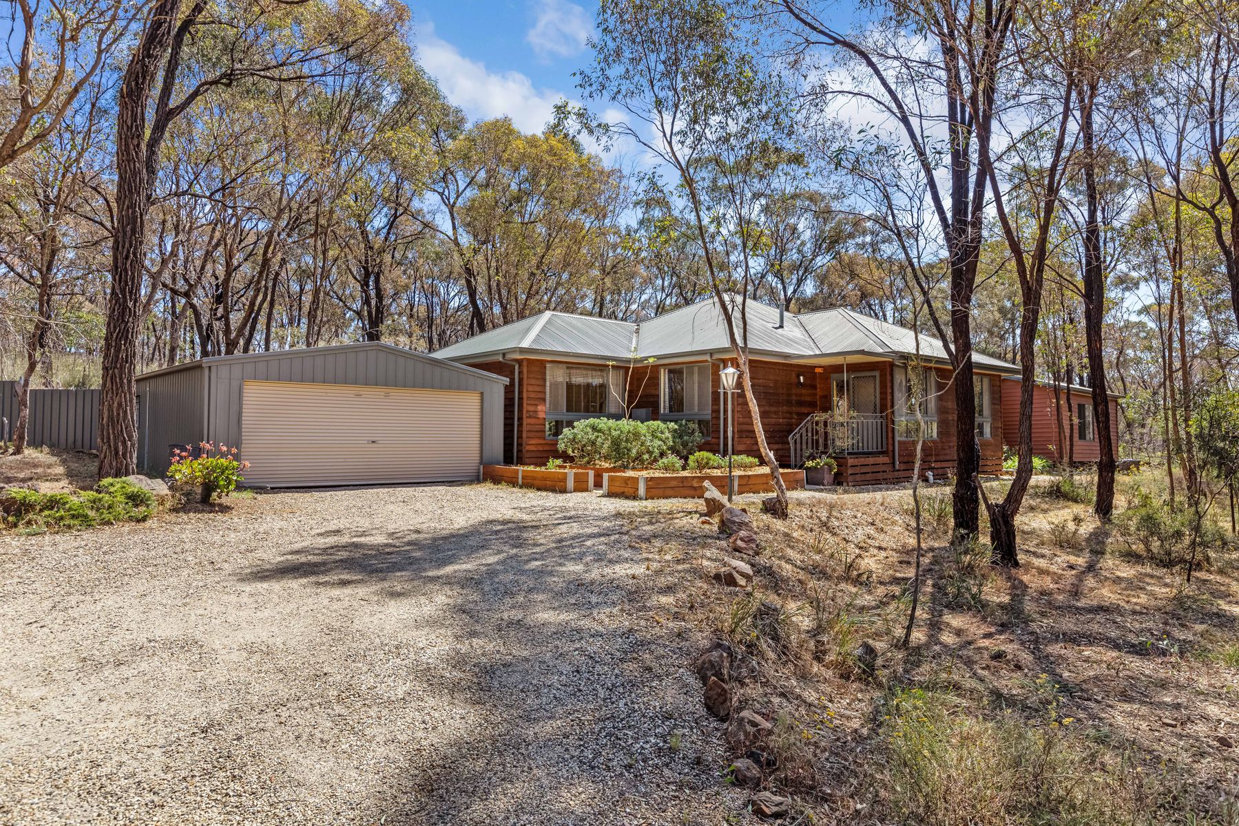 67 HERMITAGE RD, MAIDEN GULLY VIC 3551, 0部屋, 0バスルーム, House