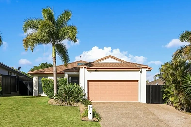 Upper Coomera 4कमरा A Light-Filled Home, Ready to Enjoy!