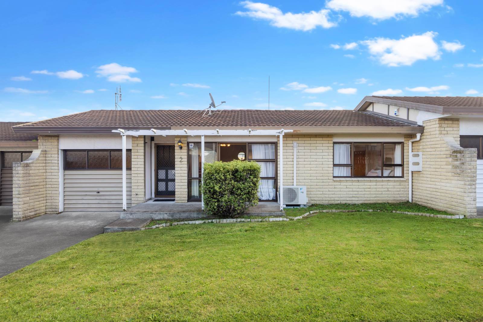 2/6 Glenora Road, Takanini, Auckland - Papakura, 2 ห้องนอน, 1 ห้องน้ำ, House