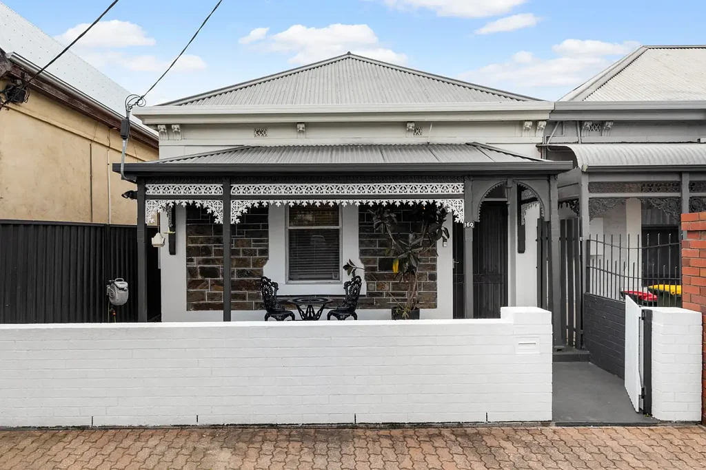 Adelaide 4બેડરૂમ Sold by Andrew & Michelle Downing, The City Specialists!