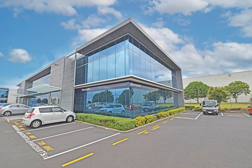 Mangere GROUND FLOOR OFFICE SHOWROOM