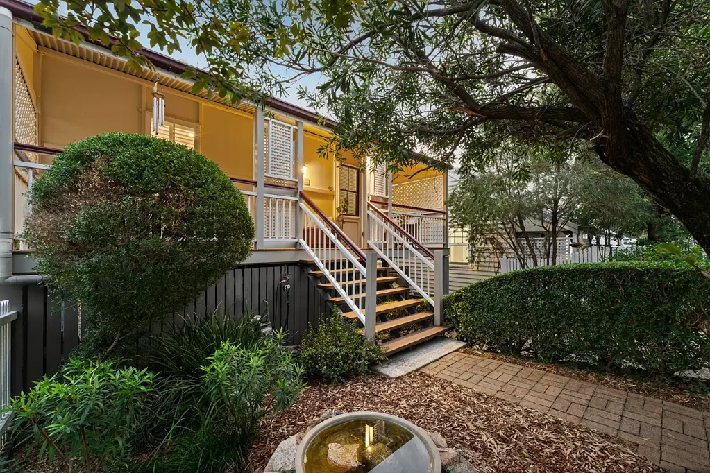 Milton 4 Bedroom Charming, leafy and quiet character home close to the city