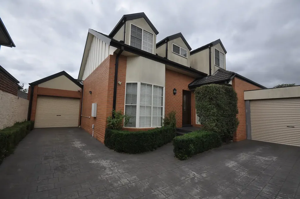 Quality appointments within a sought after location ** Open For Inspection Sat 25 Mar 2017 11:30AM - 12:00PM **