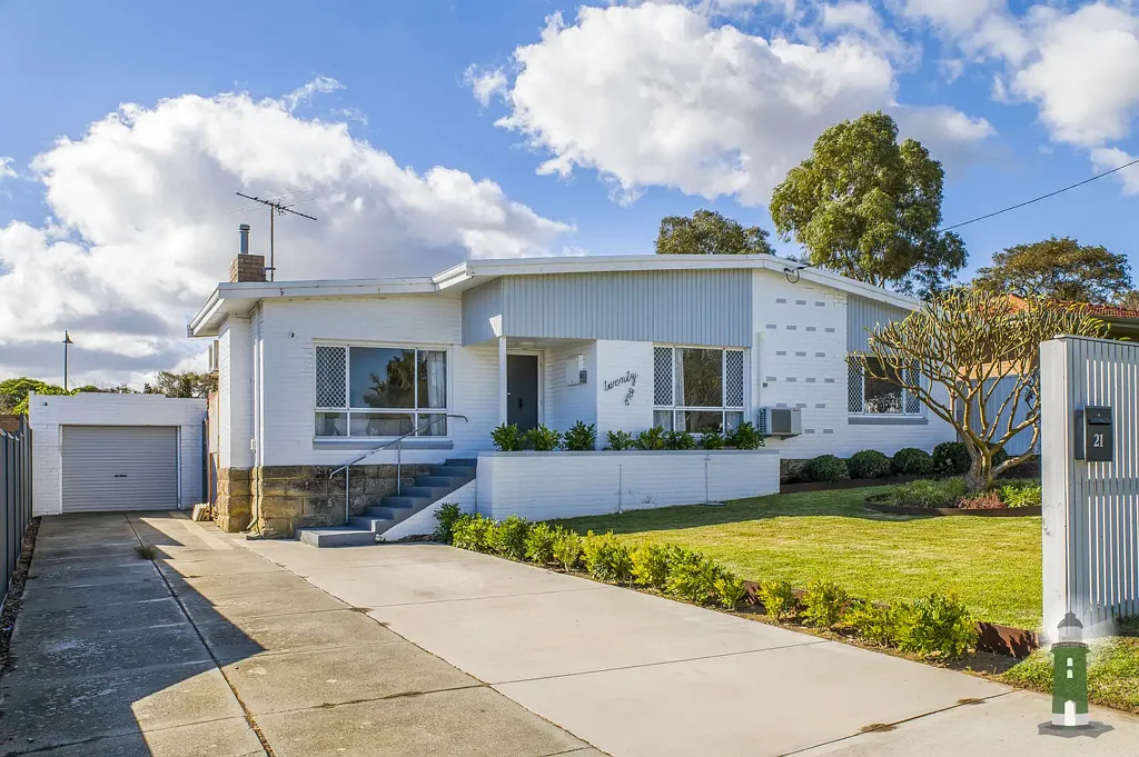 Hamilton Hill 2房  SUBDIVISIBLE MID-CENTURY STUNNER