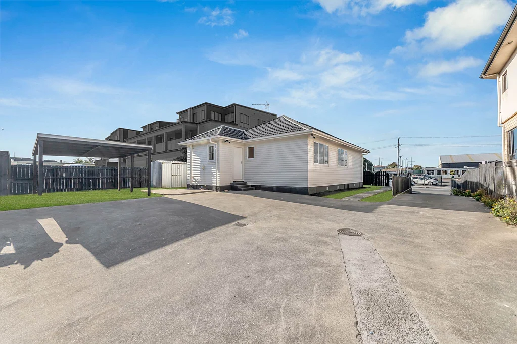 Manurewa 3房  URGENT SALE – Vendor’s Plans Have Changed
