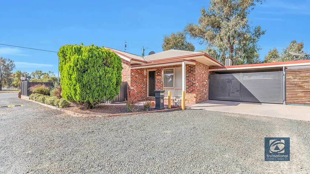 2/55 Perricoota Road, Moama, NSW 2731