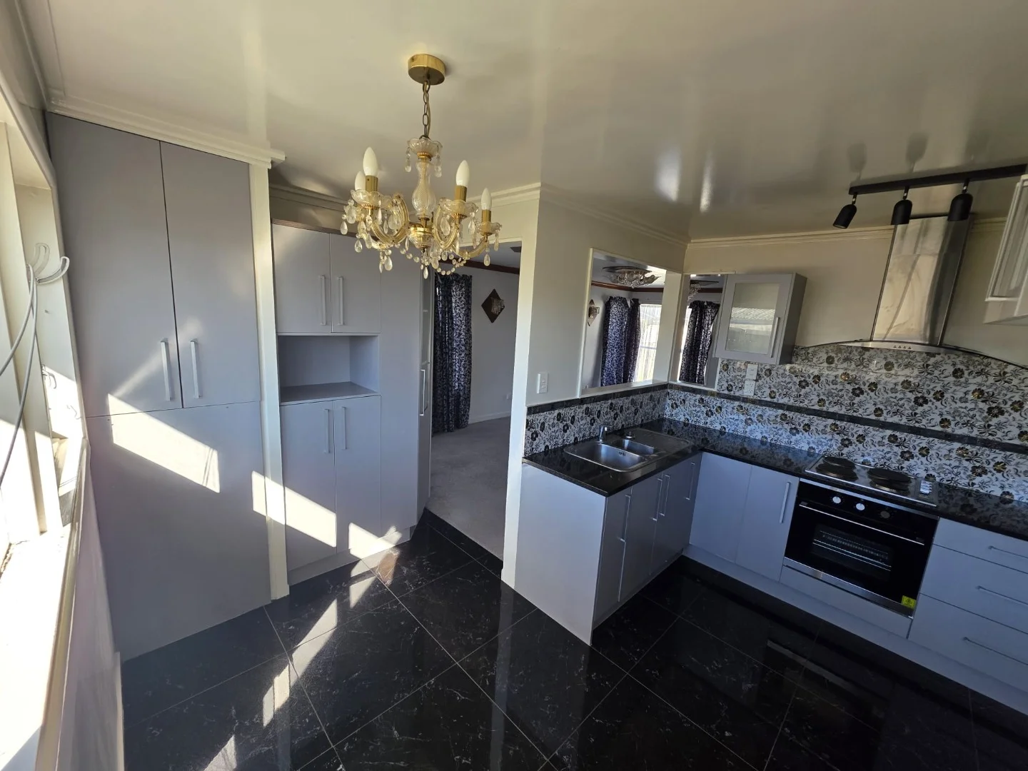 81A Cornwall Road, Papatoetoe, Manukau City, 3 chambres, 1 salles de bain, House