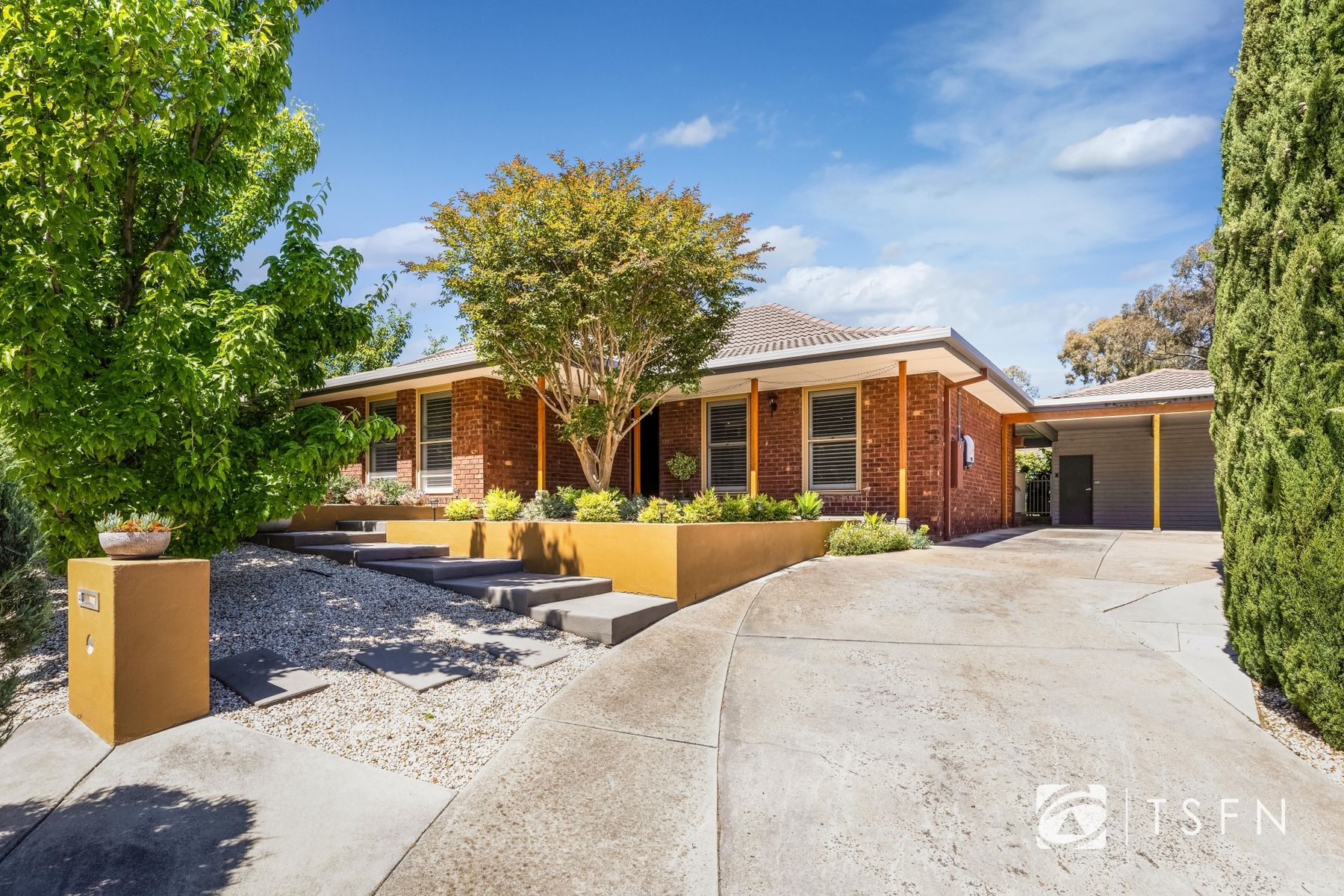 4 HEYINGTON PL, KENNINGTON VIC 3550, 0 habitaciones, 0 baños, House