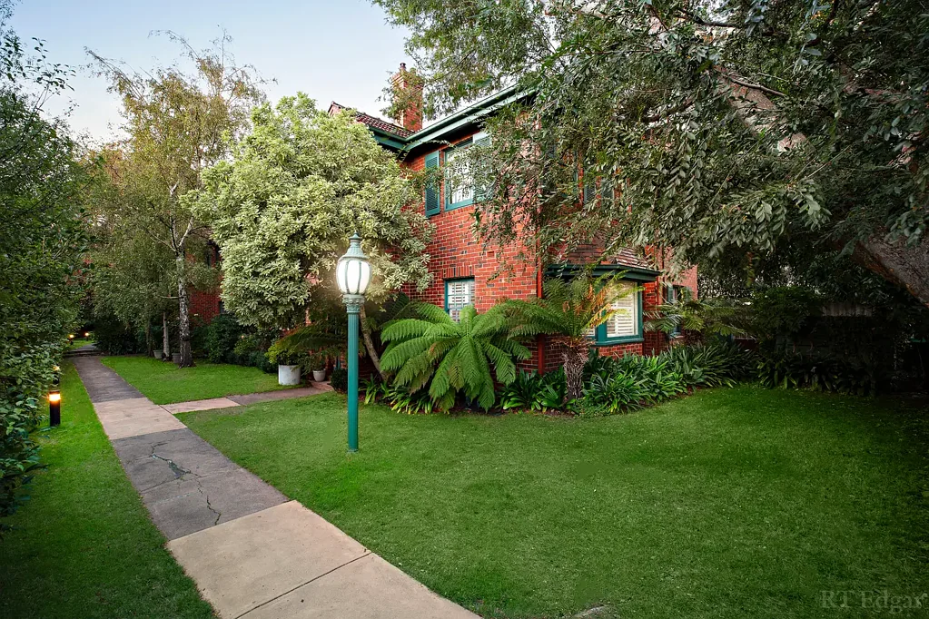 5/237 Dandenong Road, Windsor, VIC 3181