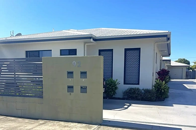 Ayr 7 Slaapkamer Three Unit Complex,  Offering Space, Privacy & Convenience