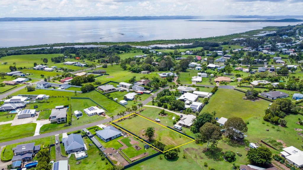15 Stormy Rise, River Heads, QLD 4655
