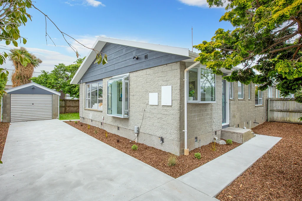 Woolston 3 Slaapkamer Freshly Renovated & Ready to Enjoy!