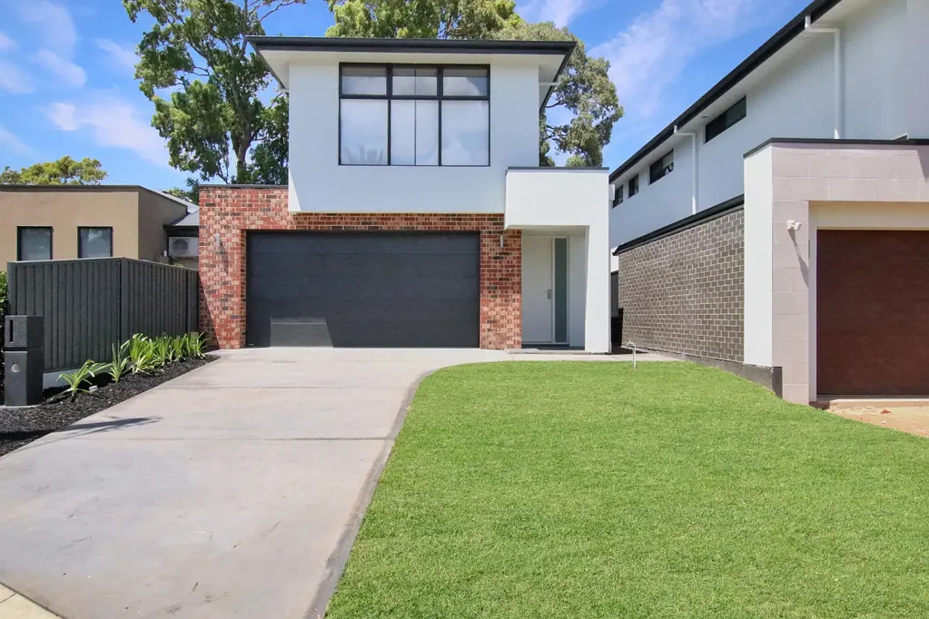 Modern Lifestyle Perfection with 5-Bedroom Flexibility
