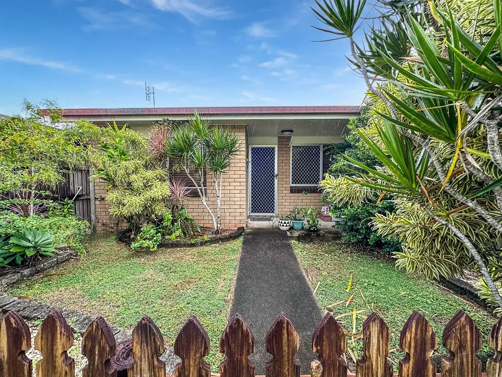 North Mackay 1房  Low Maintenance Unit Offering Comfort, Privacy & Convenience