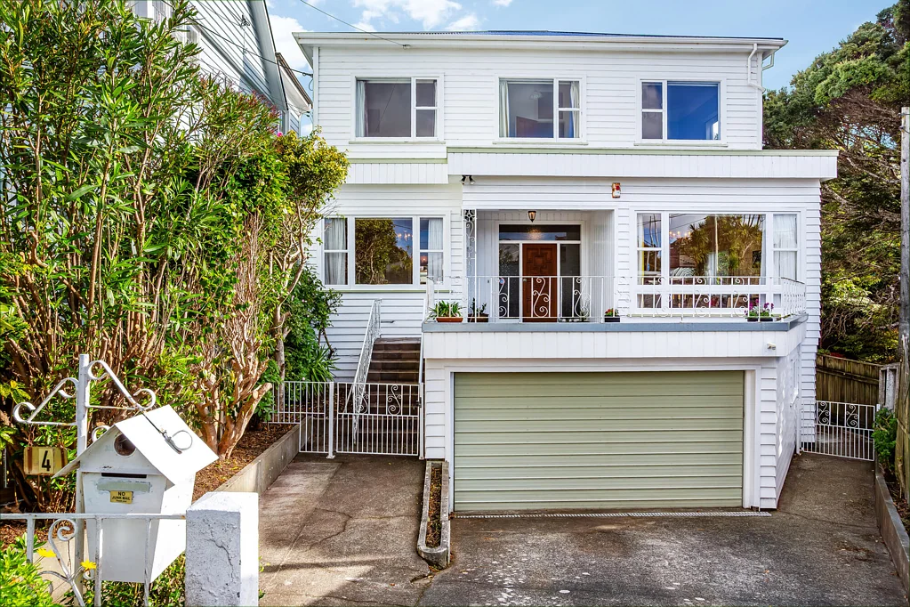 Kelburn 7 Bedroom LOCATION, LOCATION, LOCATION