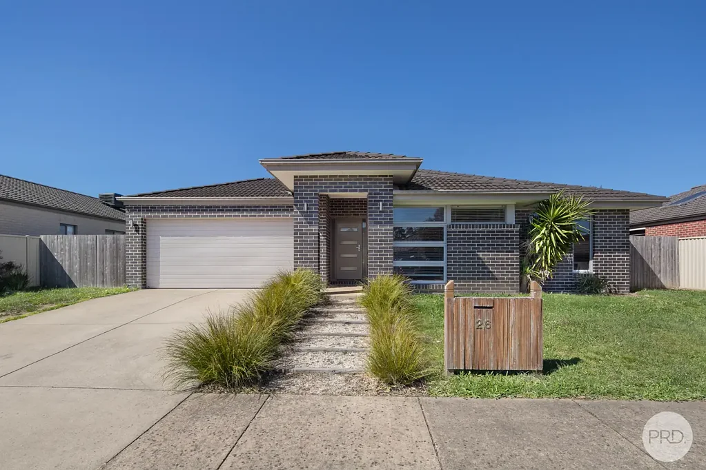 NEAT THREE BEDROOM HOME IN CONVENIENT LOCATION