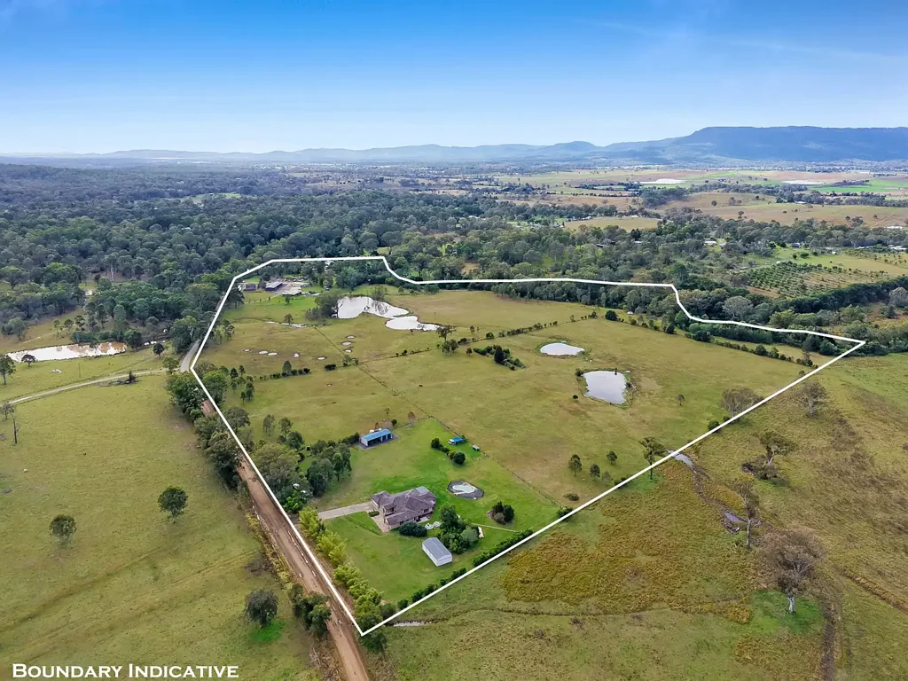 Birnam 10 Slaapkamer Surrounded by picturesque countryside, offering complete privacy, tranquillity a