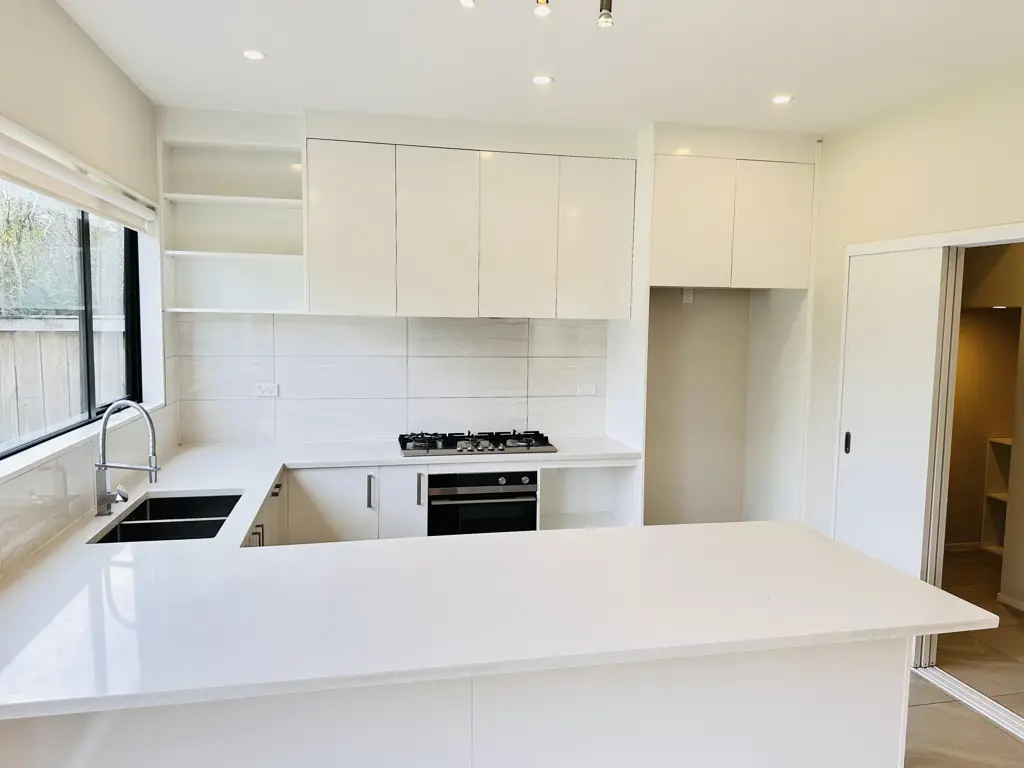 Spacious 4-Bedroom Home for Rent - Alfriston-4房-整租