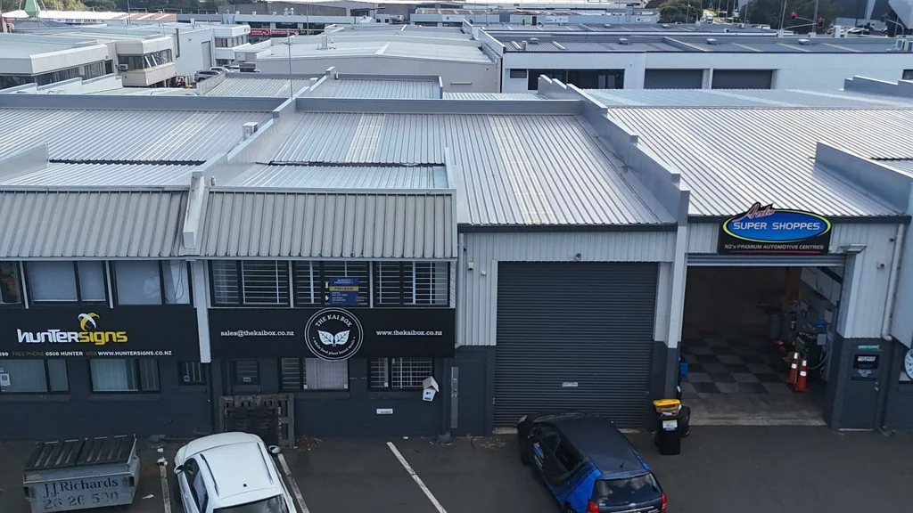 East Tamaki Functional Warehouse Unit with Office